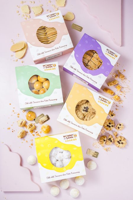 All vart Cookies ( Nastar, kastengel, putri salju, lidah kucing nutella, semprit cookies )